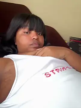 Snapshot of Linahlove chatting on 10/11/25, 09:41 Linahlove online show from 10/11/25, 09:41