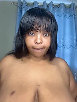 Snapshot of Linahlove chatting on 11/09/25, 01:20 Linahlove online show from 11/09/25, 01:20