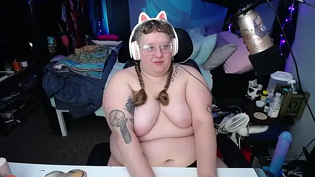 FatVeronica online show from 02/22/25, 12:19