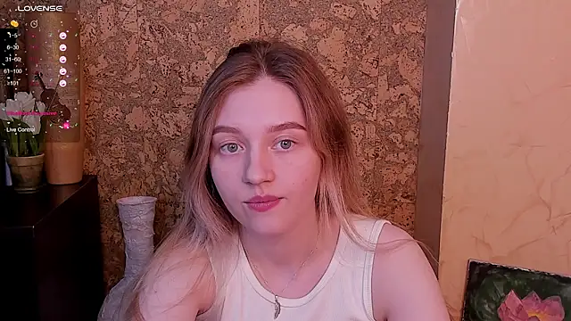 Ksuhesa online show from 03/22/25, 01:30