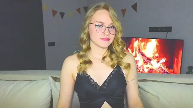 Aurora Golden1 online show from 12/07/24, 07:21