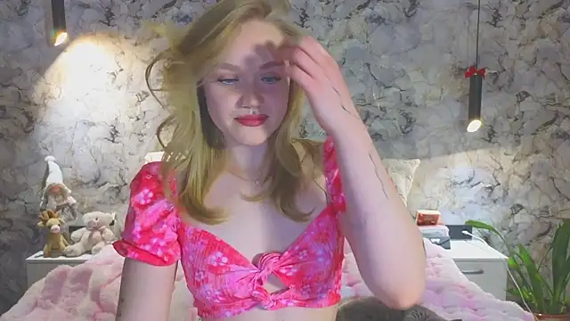 Aurora Golden1 online show from 01/19/26, 04:22