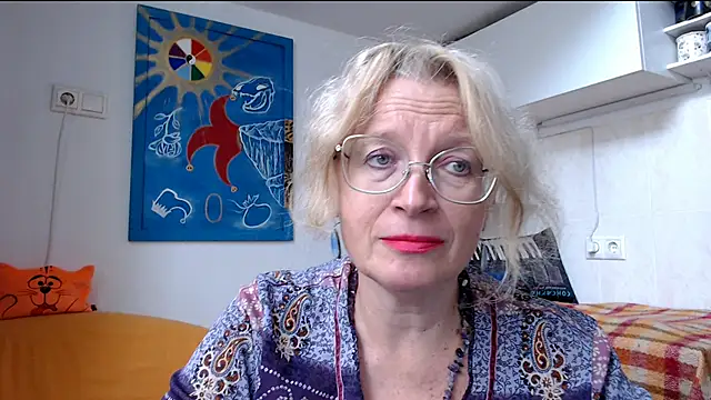 Zosya1111 online show from 10/03/25, 12:24