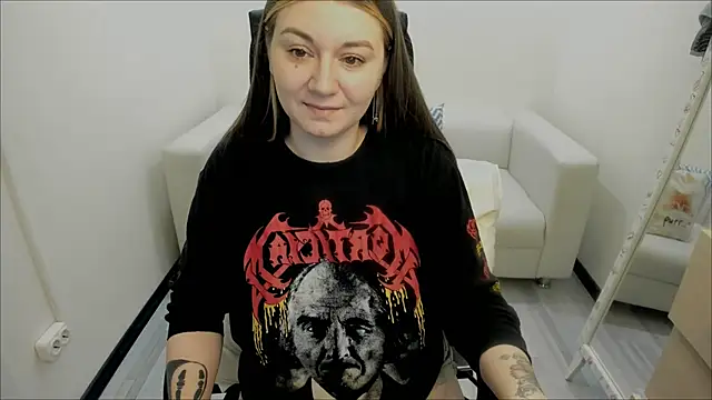 AlisaBacker online show from 03/20/25, 04:31