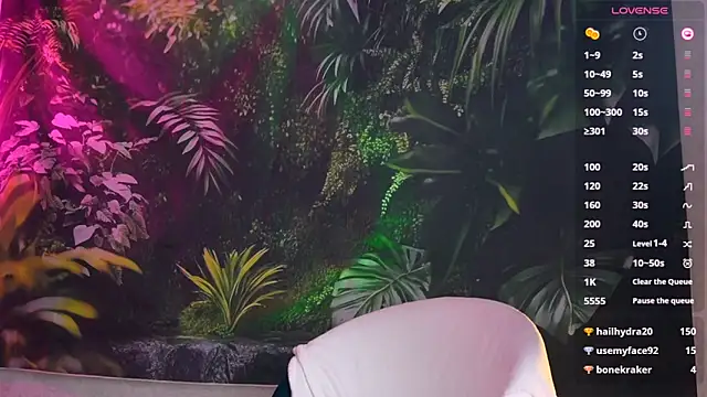 Snapshot of soffy__kisss chatting on 03/17/25, 07:37 soffy kisss online show from 03/17/25, 07:37