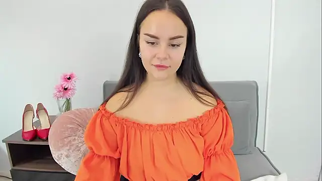 KendalNew online show from 10/30/25, 05:02