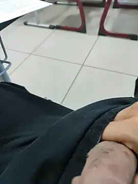 Snapshot of ertance40 chatting on 02/21/26, 07:42 ertance40 online show from 02/21/26, 07:42