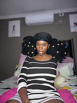 Candy-Heart online show from 03/15/26, 09:21