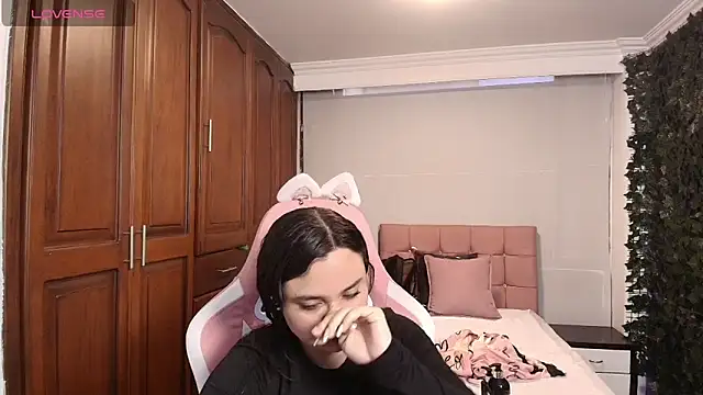 Snapshot of emmars_ chatting on 01/09/26, 10:22 emmars online show from 01/09/26, 10:22