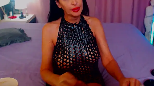 Snapshot of shannon4u chatting on 01/31/25, 01:54 shannon4u online show from 01/31/25, 01:54