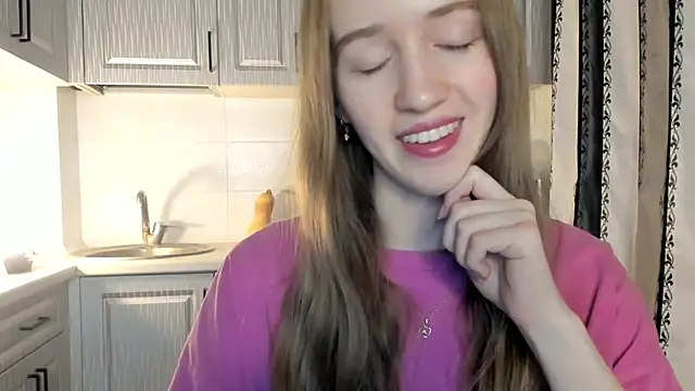 leslie my lovee online show from 12/19/25, 04:36