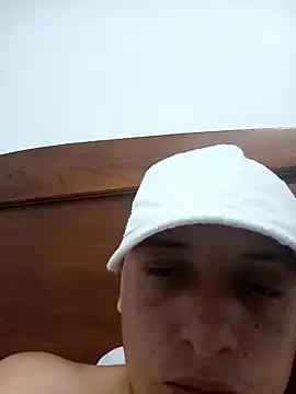 Snapshot of camilor131317 chatting on 03/15/26, 05:57 camilor131317 online show from 03/15/26, 05:57