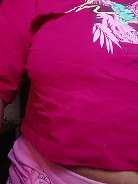 Snapshot of Ivy-09 chatting on 02/13/26, 07:15 Ivy-09 online show from 02/13/26, 07:15