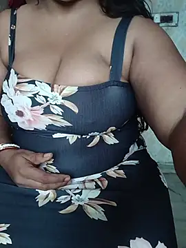 Ivy-09 online show from 04/23/26, 06:25