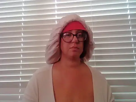 Paisleehaze online show from 12/05/25, 06:26