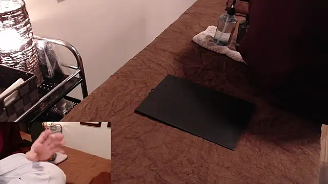 Snapshot of Hanabi-hentai chatting on 02/08/25, 11:44 Hanabi-hentai online show from 02/08/25, 11:44