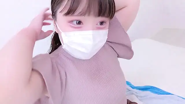 Snapshot of x--Miu--x chatting on 09/29/25, 05:12 x--Miu--x online show from 09/29/25, 05:12