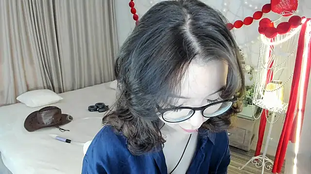 Snapshot of AgnieszkaBanana chatting on 05/23/26, 04:07 AgnieszkaBanana online show from 05/23/26, 04:07