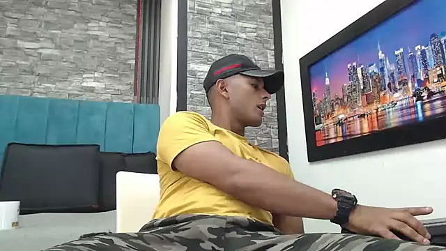 Snapshot of Chris_Dick23 chatting on 11/27/25, 05:20 Chris Dick23 online show from 11/27/25, 05:20