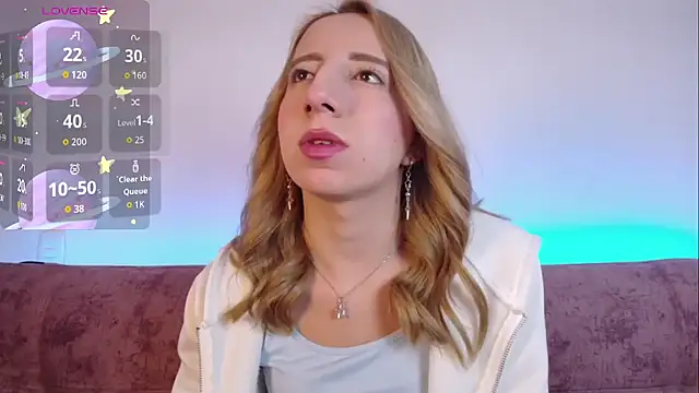 Miiaa doll online show from 11/12/25, 02:56