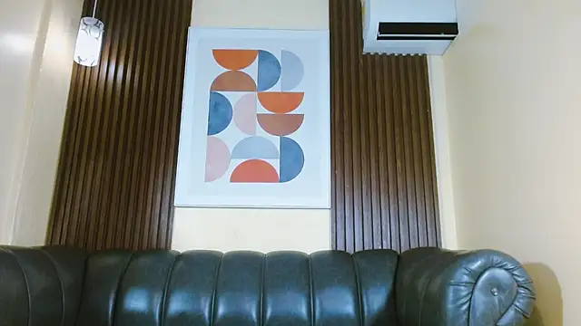 Nicole Ramires online show from 01/06/26, 02:43