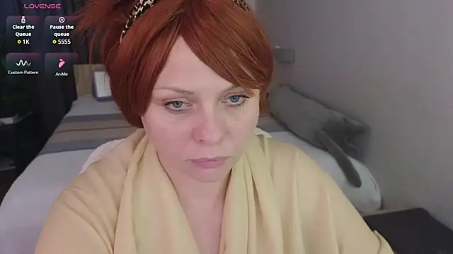 Snapshot of Gray_swann chatting on 11/19/25, 09:42 Gray swann online show from 11/19/25, 09:42