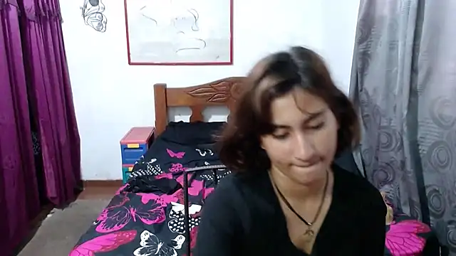 LadyMilk003 online show from 01/03/25, 03:33