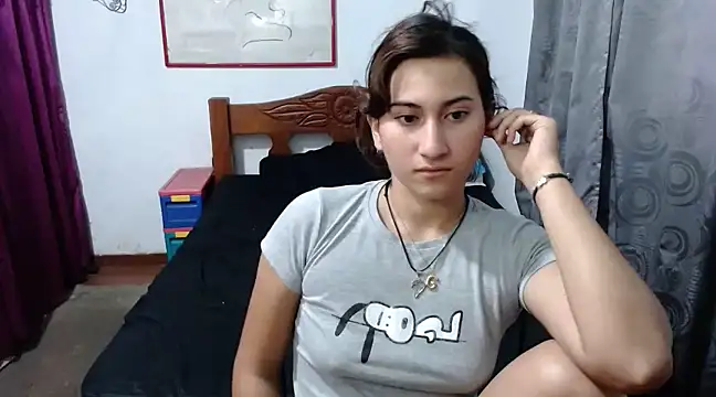 LadyMilk003 online show from 01/08/25, 06:41