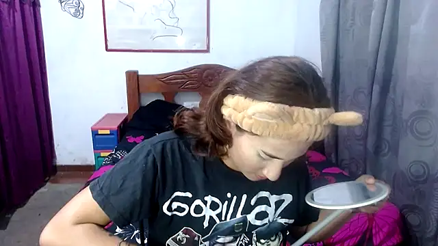 LadyMilk003 online show from 10/08/25, 03:42
