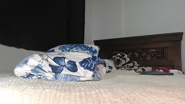 Karentatiana  online show from 01/07/26, 10:34