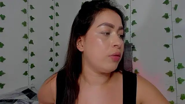 Miaa Garcia online show from 04/29/26, 10:05