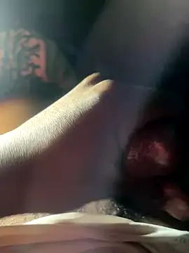 Snapshot of Sigaabopha chatting on 09/26/25, 10:36 Sigaabopha online show from 09/26/25, 10:36