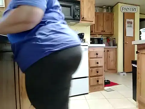 Snapshot of missthickness35_Pika chatting on 12/21/24, 05:40 missthickness35 Pika online show from 12/21/24, 05:40