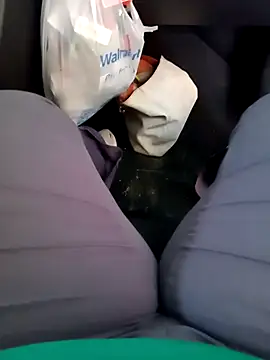 Snapshot of missthickness35_Pika chatting on 01/26/25, 05:23 missthickness35 Pika online show from 01/26/25, 05:23