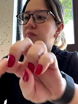 amooraaamoon online show from 09/26/25, 12:31