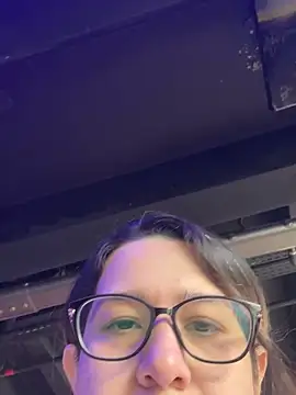 amooraaamoon online show from 11/17/25, 01:06