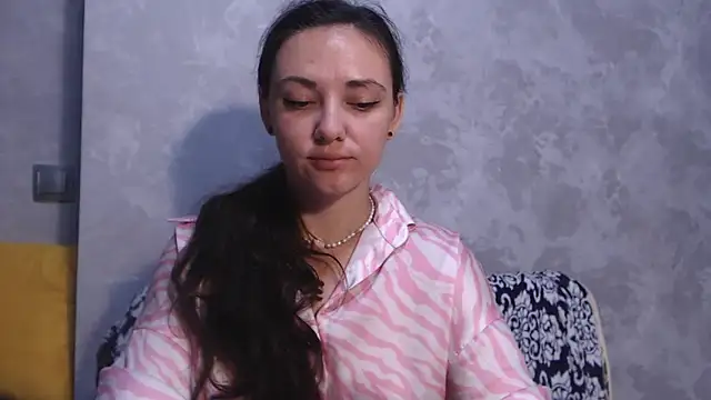 Snapshot of StacyMind chatting on 09/20/25, 12:11 StacyMind online show from 09/20/25, 12:11