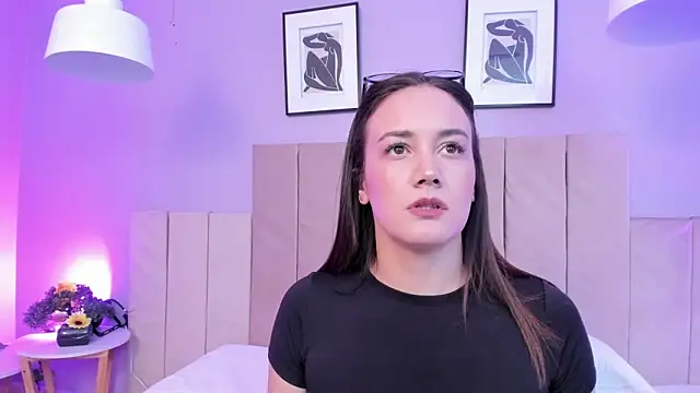 April bowie online show from 02/28/25, 03:04