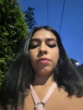 Snapshot of AbbyFtLuna chatting on 01/11/25, 11:24 AbbyFtLuna online show from 01/11/25, 11:24