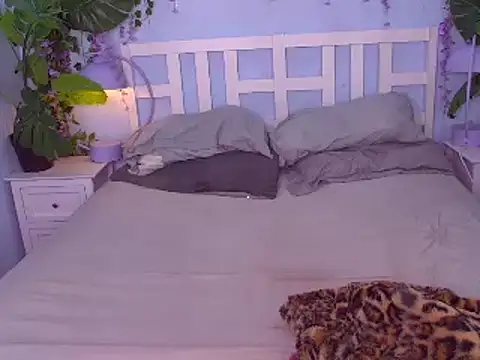 Snapshot of FerrariRedxBabestation chatting on 03/12/25, 06:55 FerrariRedxBabestation online show from 03/12/25, 06:55