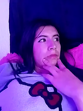 Snapshot of Yeimy_sweetf chatting on 01/11/25, 06:35 Yeimy sweetf online show from 01/11/25, 06:35