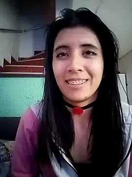 Snapshot of Yeimy_sweetf chatting on 01/12/25, 07:53 Yeimy sweetf online show from 01/12/25, 07:53