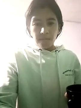 Snapshot of Yeimy_sweetf chatting on 01/19/25, 12:28 Yeimy sweetf online show from 01/19/25, 12:28