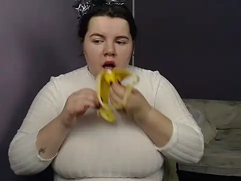 so shy online show from 10/24/25, 06:32