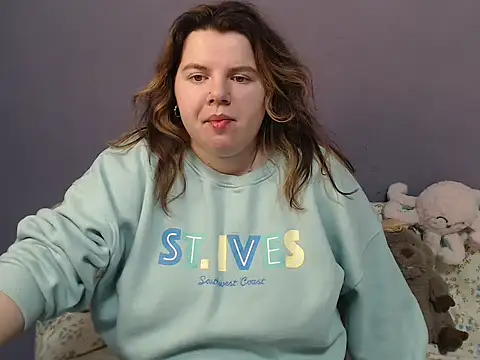 so shy online show from 12/04/25, 07:39