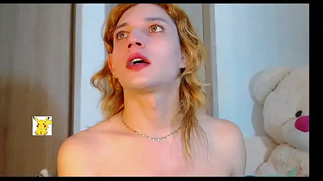 Snapshot of honey_skin chatting on 03/16/25, 07:04 honey skin online show from 03/16/25, 07:04