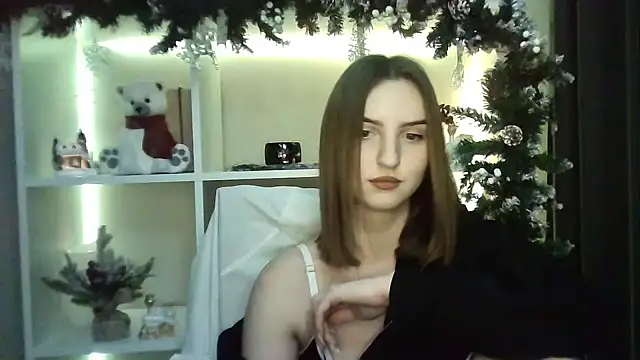 Snapshot of X_Alisa chatting on 12/20/24, 07:50 X Alisa online show from 12/20/24, 07:50