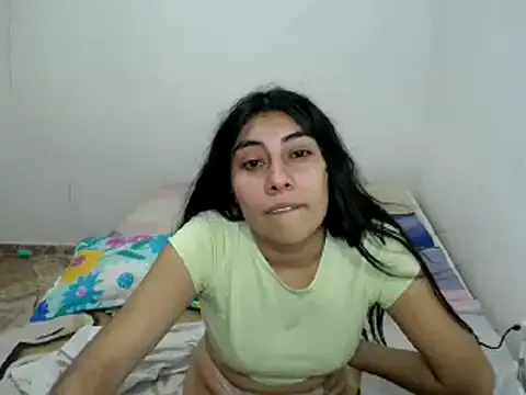 Snapshot of _katerin_love1 chatting on 12/04/24, 01:03 katerin love1 online show from 12/04/24, 01:03