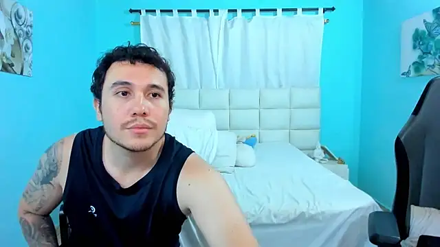 xxx sweet couple  online show from 06/14/26, 01:25