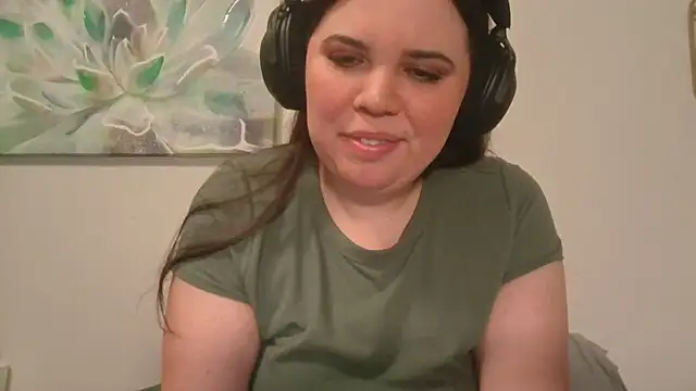 Snapshot of AlessaLoveX chatting on 07/18/26, 05:55 AlessaLoveX online show from 07/18/26, 05:55